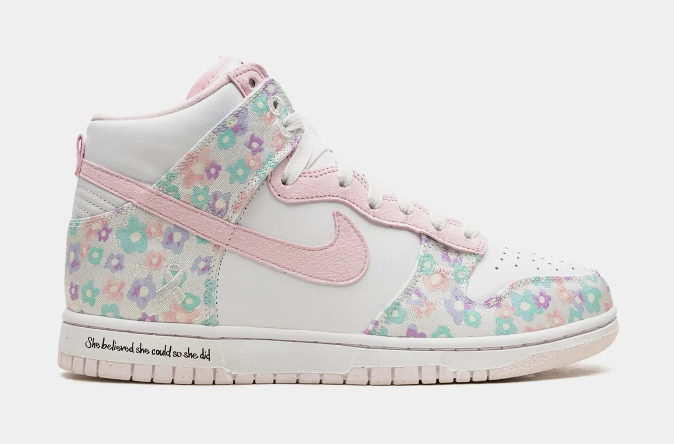 Dunk High Doernbecher Freestyle Macey Womens Basketball Shoes (Multi Color)