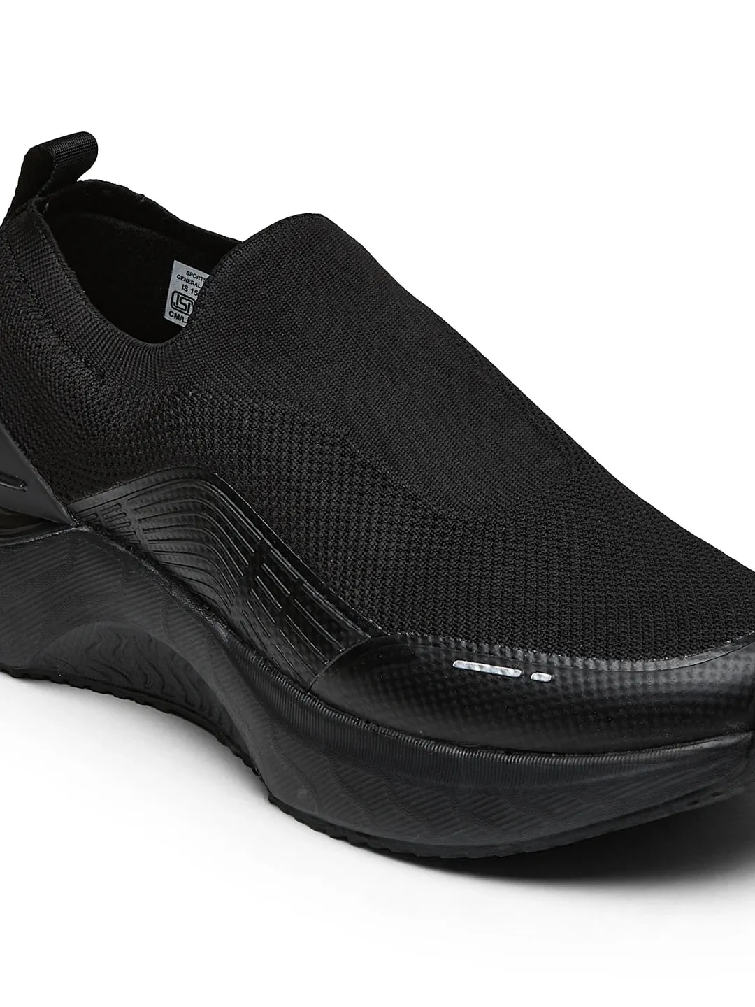 FLYNN Black Men's Walking Shoes