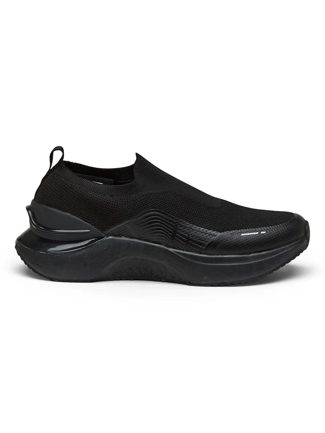 FLYNN Black Men's Walking Shoes