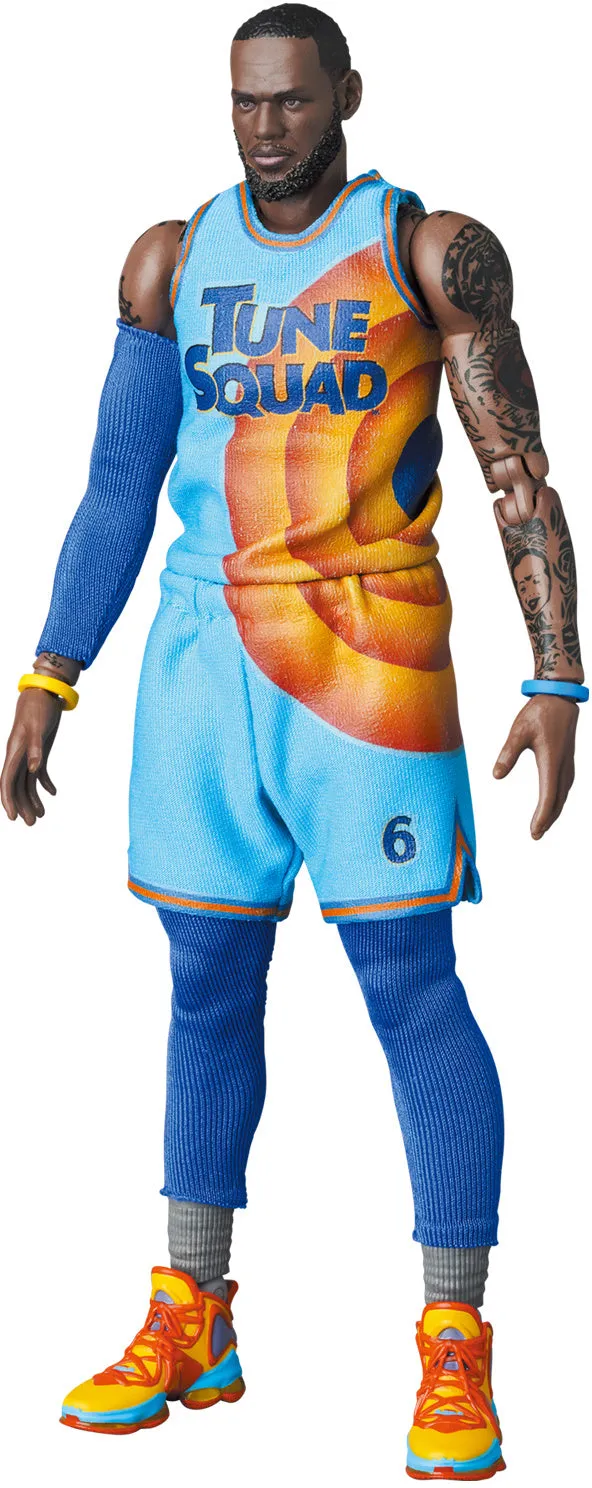 MAFEX - LeBron James - SPACE JAM: A NEW LEGACY Figure