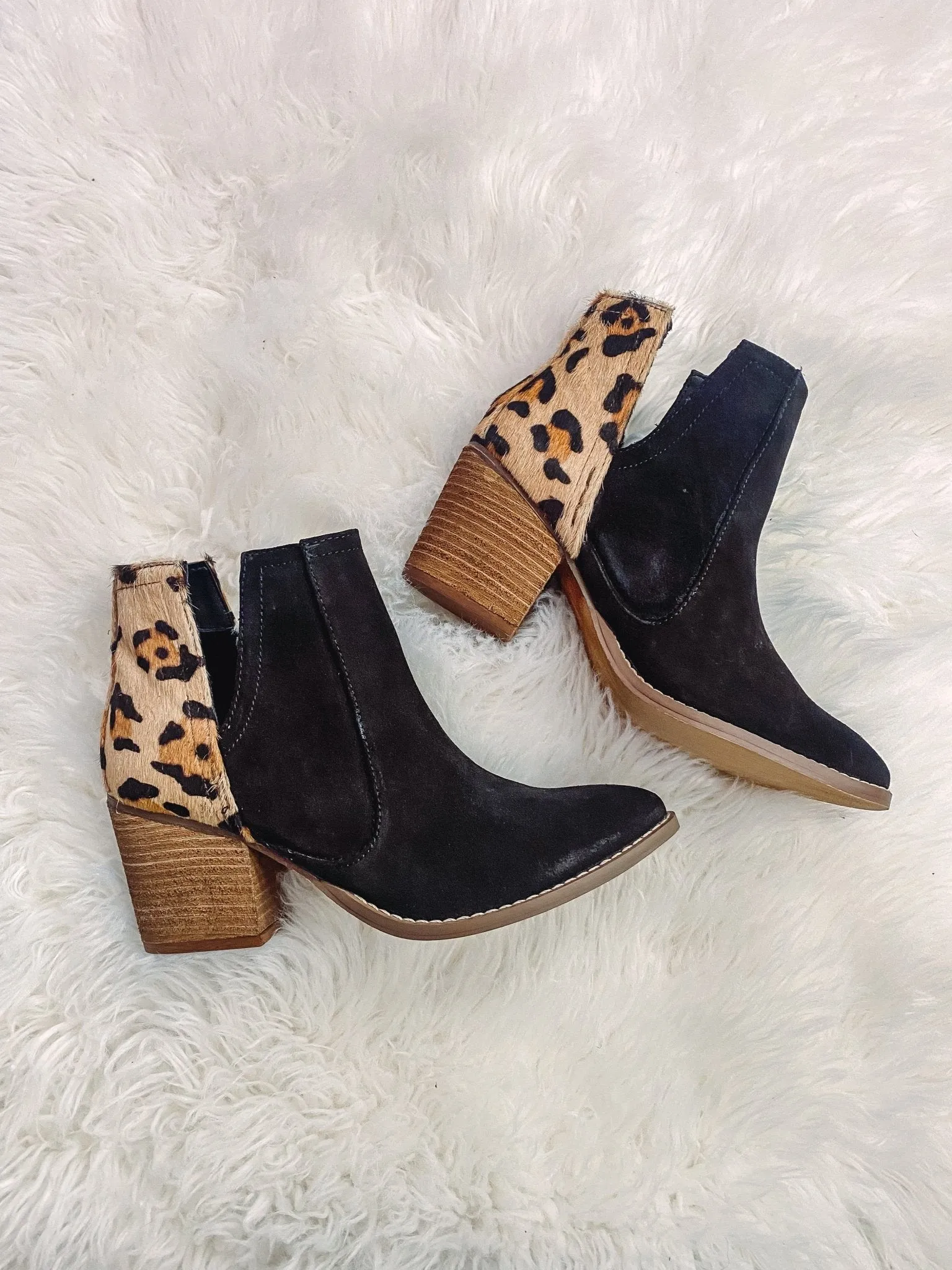 Naughty Monkey  - CAMILYN - Black And Leopard Bootie