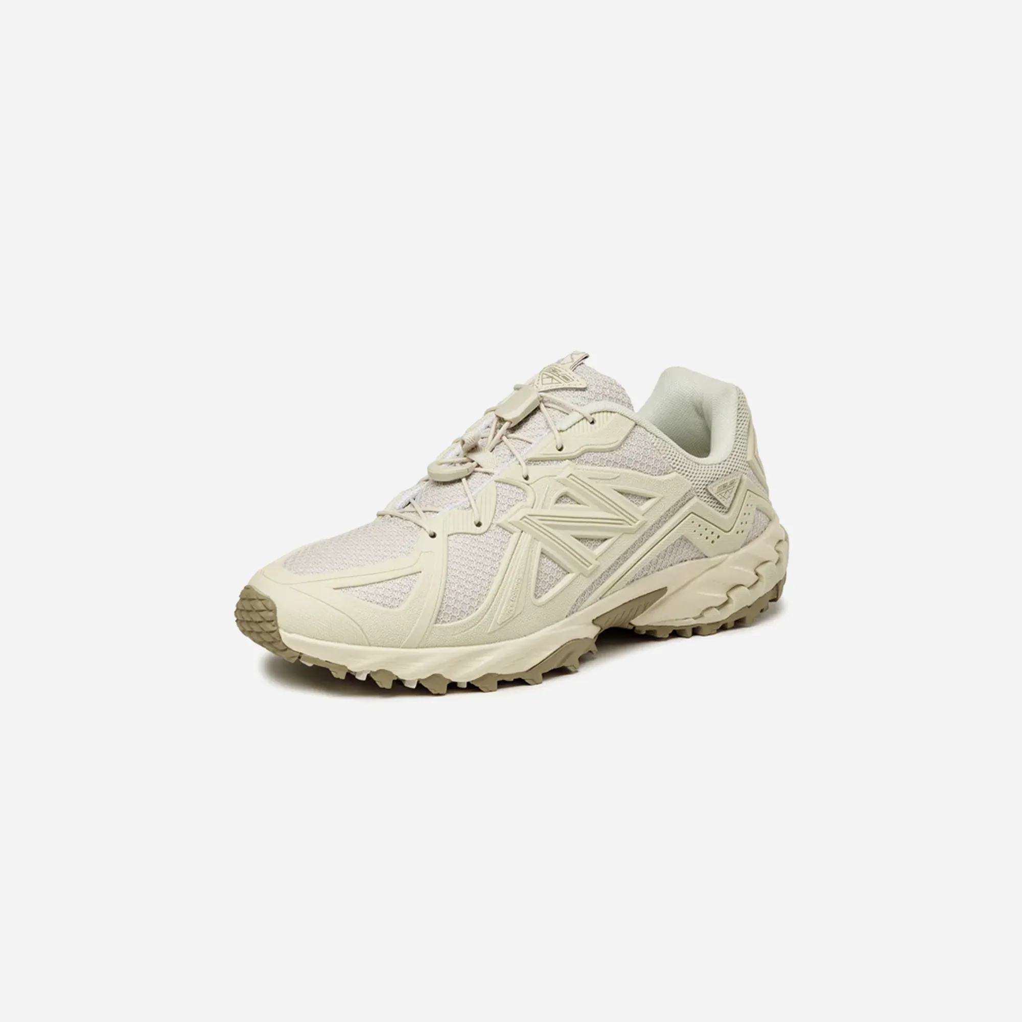 New Balance Men's ML610DG Beige Casual Sneakers
