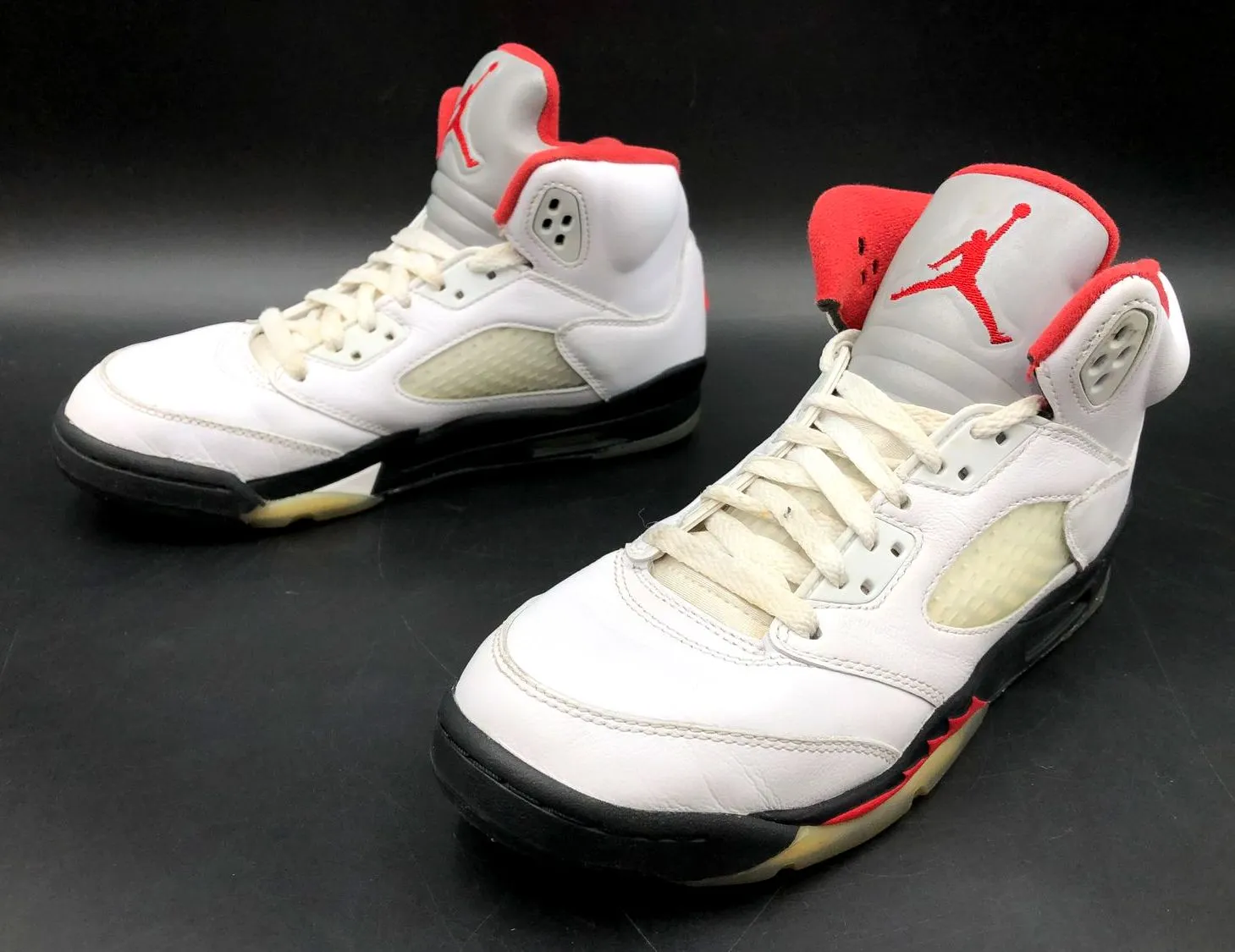 Nike Air Jordan 5 Retro GS 2020 'Fire Red' & White/Black Sneakers - Sz 6Y ( COA)
