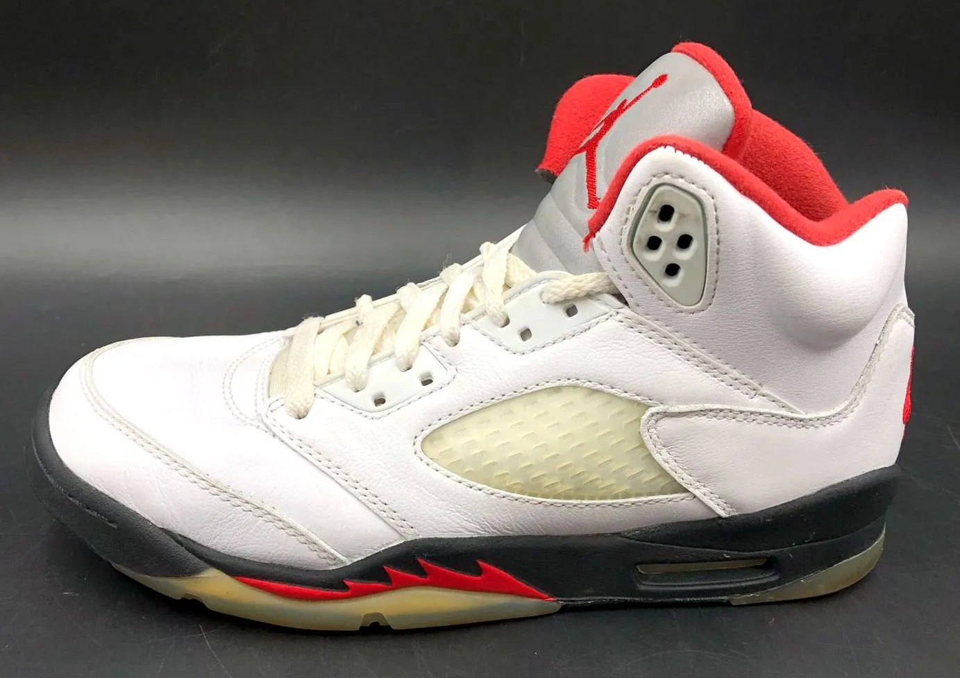 Nike Air Jordan 5 Retro GS 2020 'Fire Red' & White/Black Sneakers - Sz 6Y ( COA)