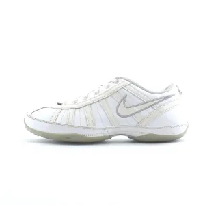 NIKE  DANCE CHEER LEADING