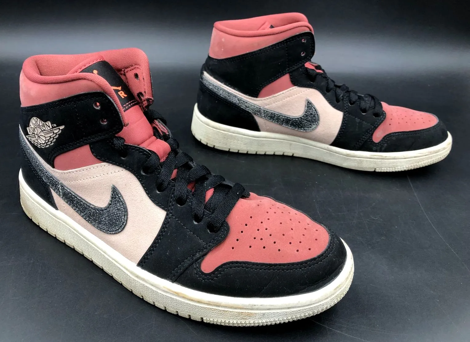 Nike Jordan 1 Mid 'Canyon Rust' Women's Black/Red/Pink Sneakers - Sz 7.5 ( COA)