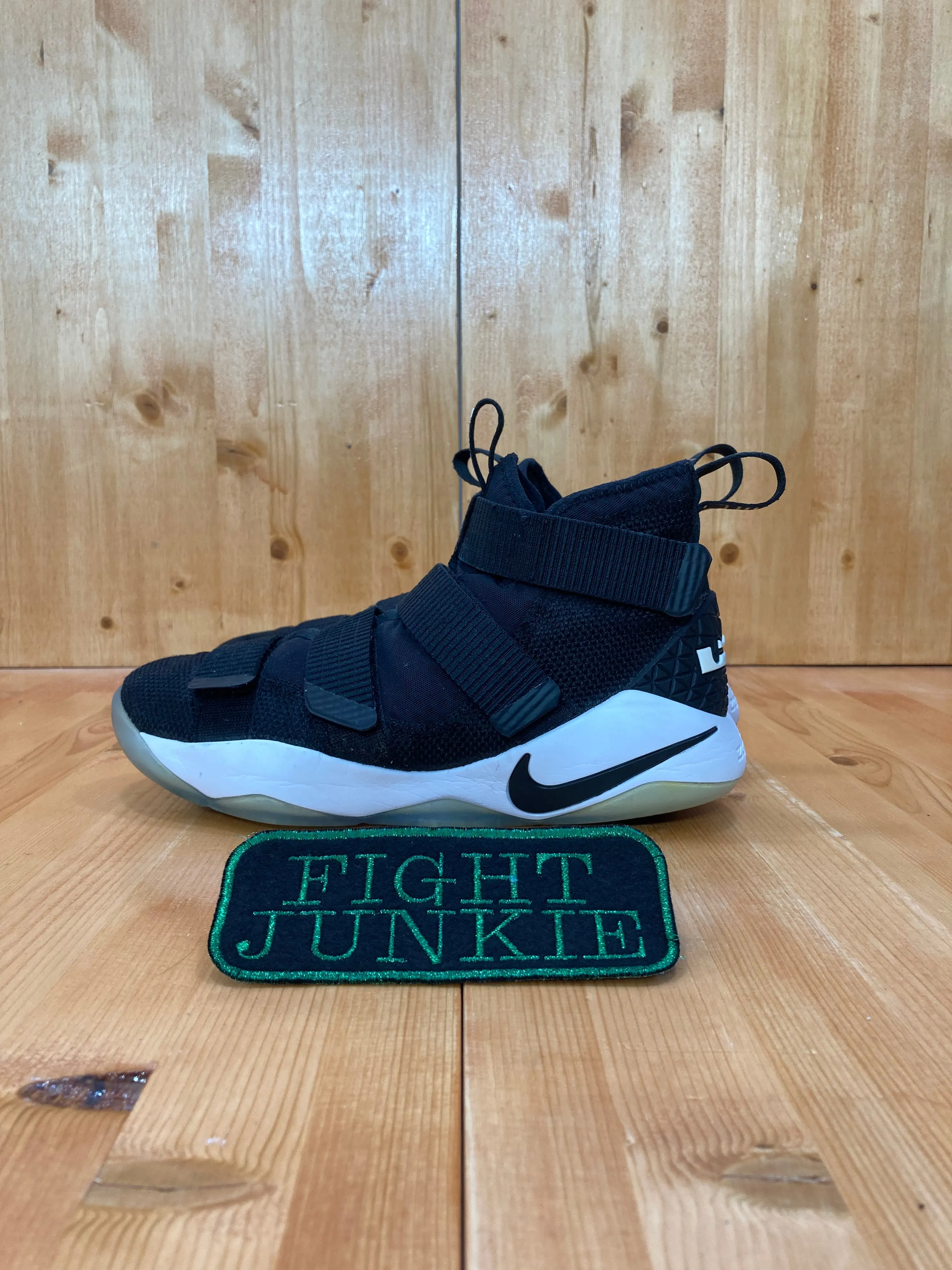 NIKE ZOOM LEBRON JAMES SOLDIER 11 Men Size 8.5 Basketball Shoes Sneakers Black 943155-003